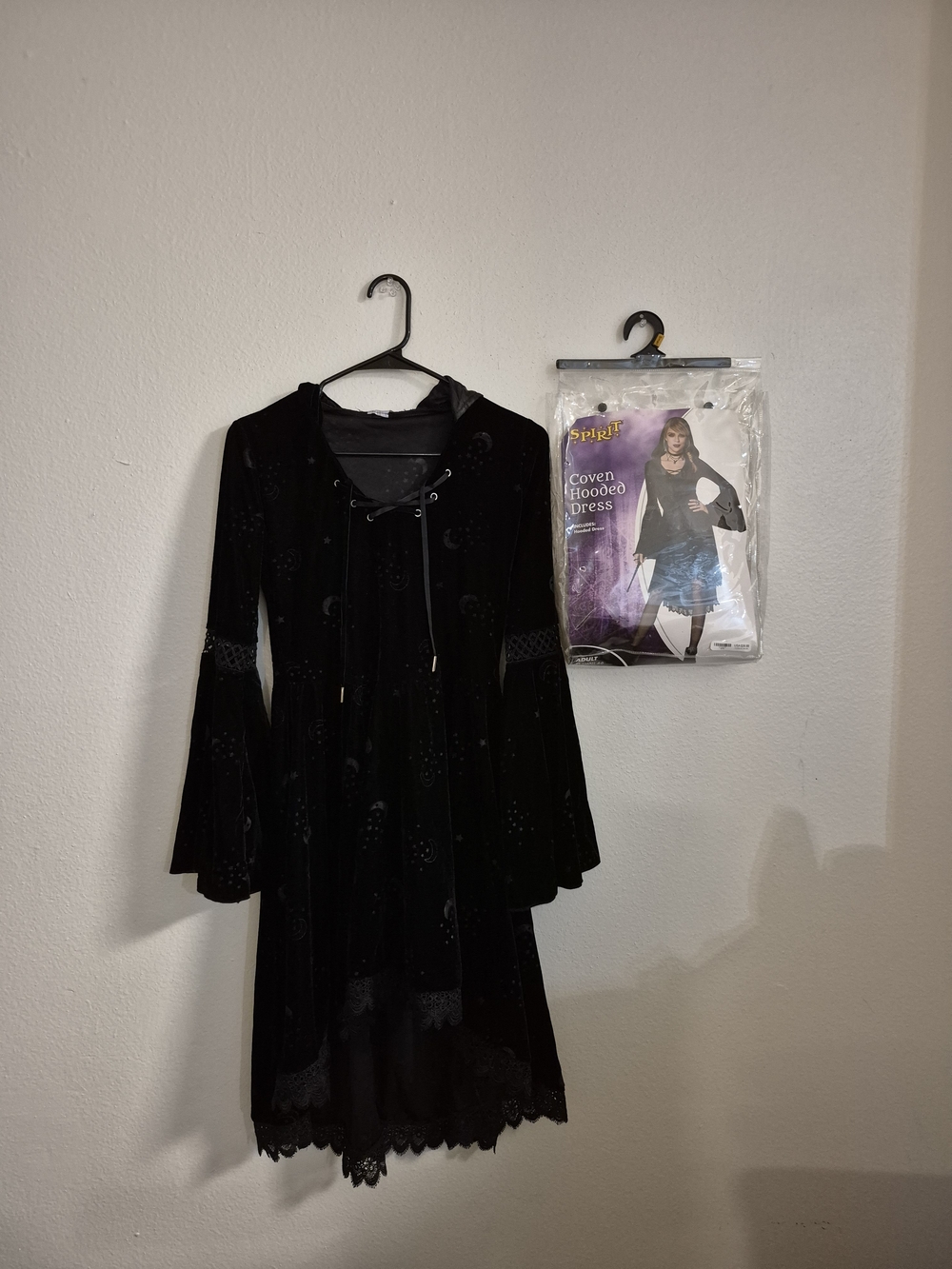 CSpirit Black Hooded Costume Velvet Coven Dress with Lace Trim Size Small